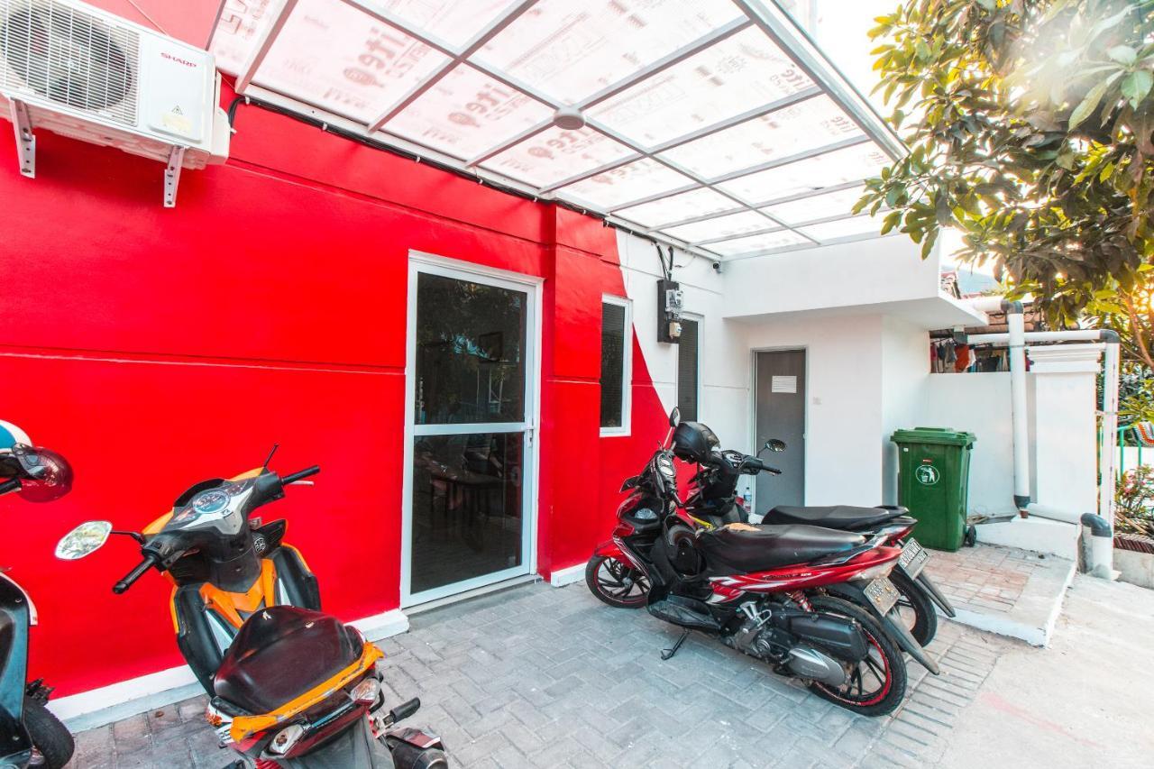 Oyo 907 Wisma Cakung Yakarta Exterior foto
